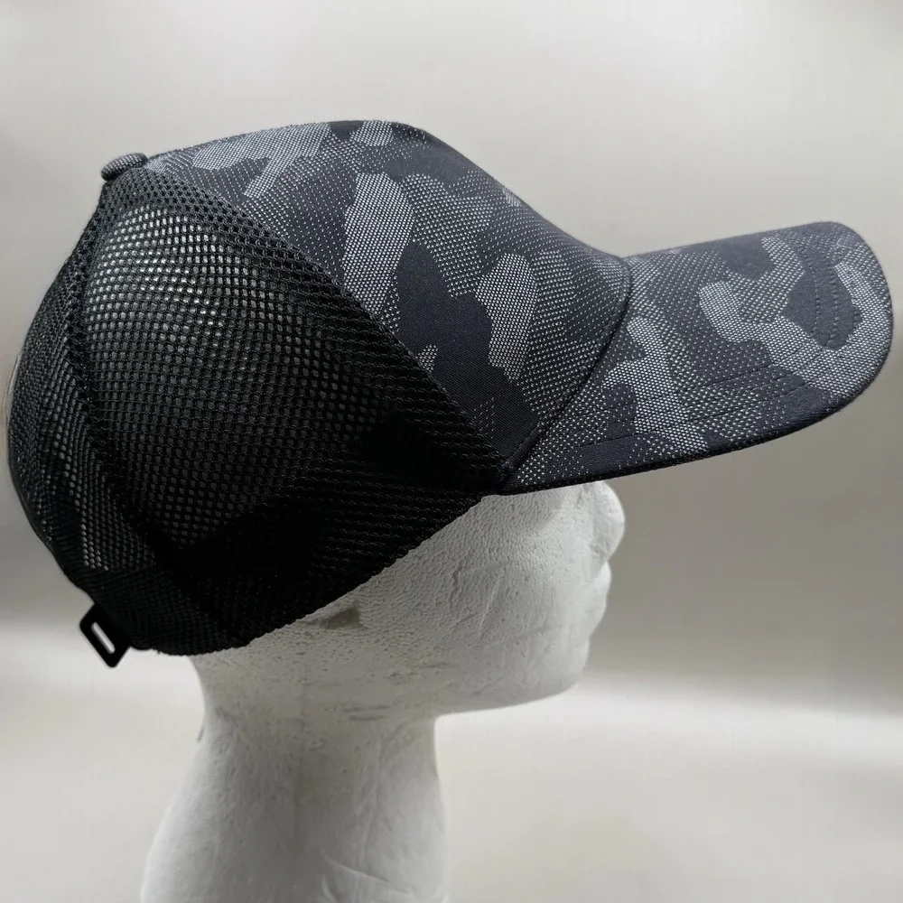 Lululemon Hat‎ Black Camo Snapback Mesh Back One Size Performance Cap